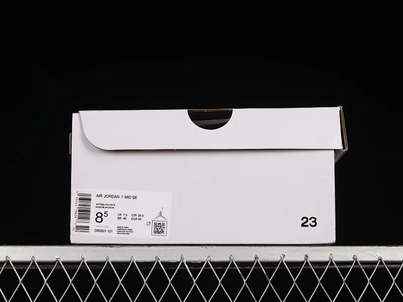 All Categories Air Jordan Jordan Series Basketball Shoes Air Jordan 1 Mid Air Jordan 1 Mid "Homage" AJ1 Joe 1 Black and White Panda China Basketball Shoes DR0501-101